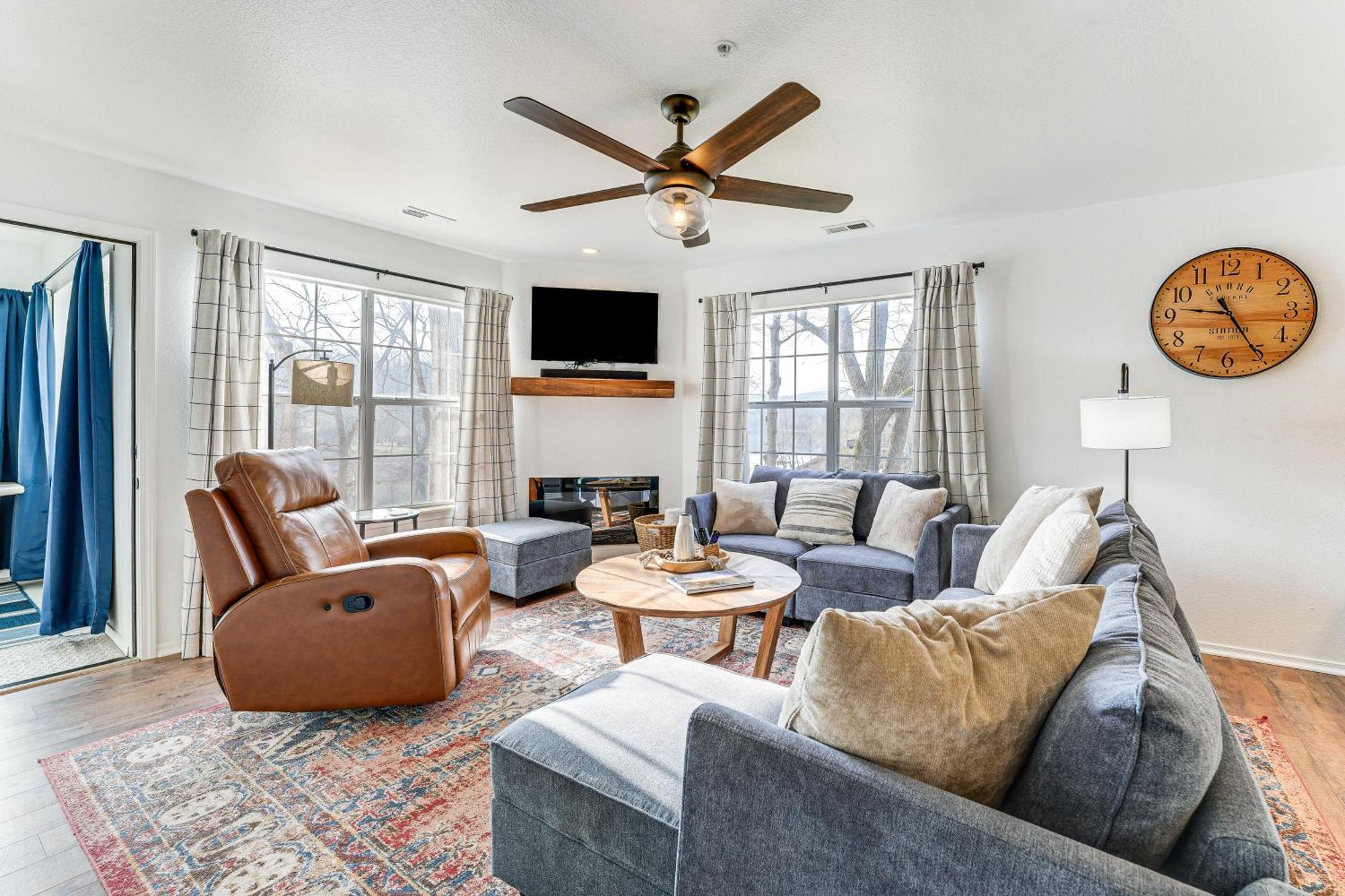 Branson Lakefront Condo With Sunroom And Lake Views! Exterior foto